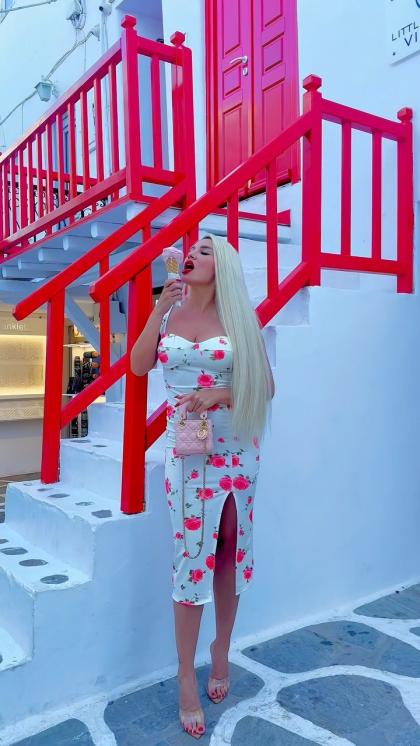 Jelena Unikat photo 688