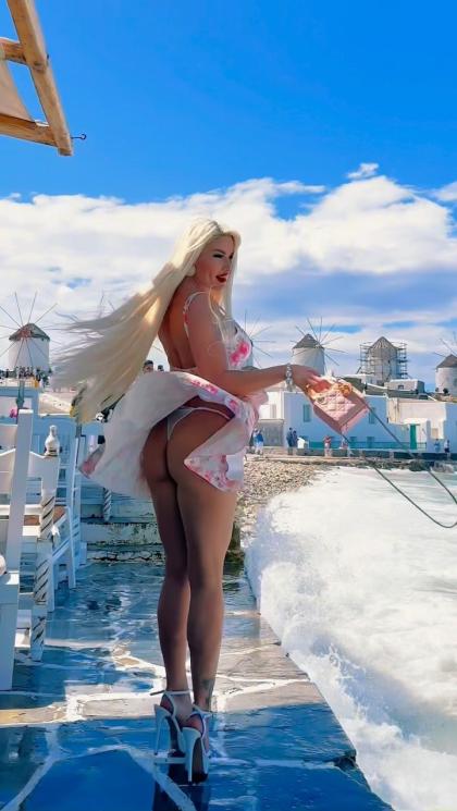 Jelena Unikat photo 692