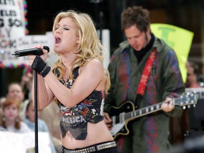 Kelly Clarkson photo 80787