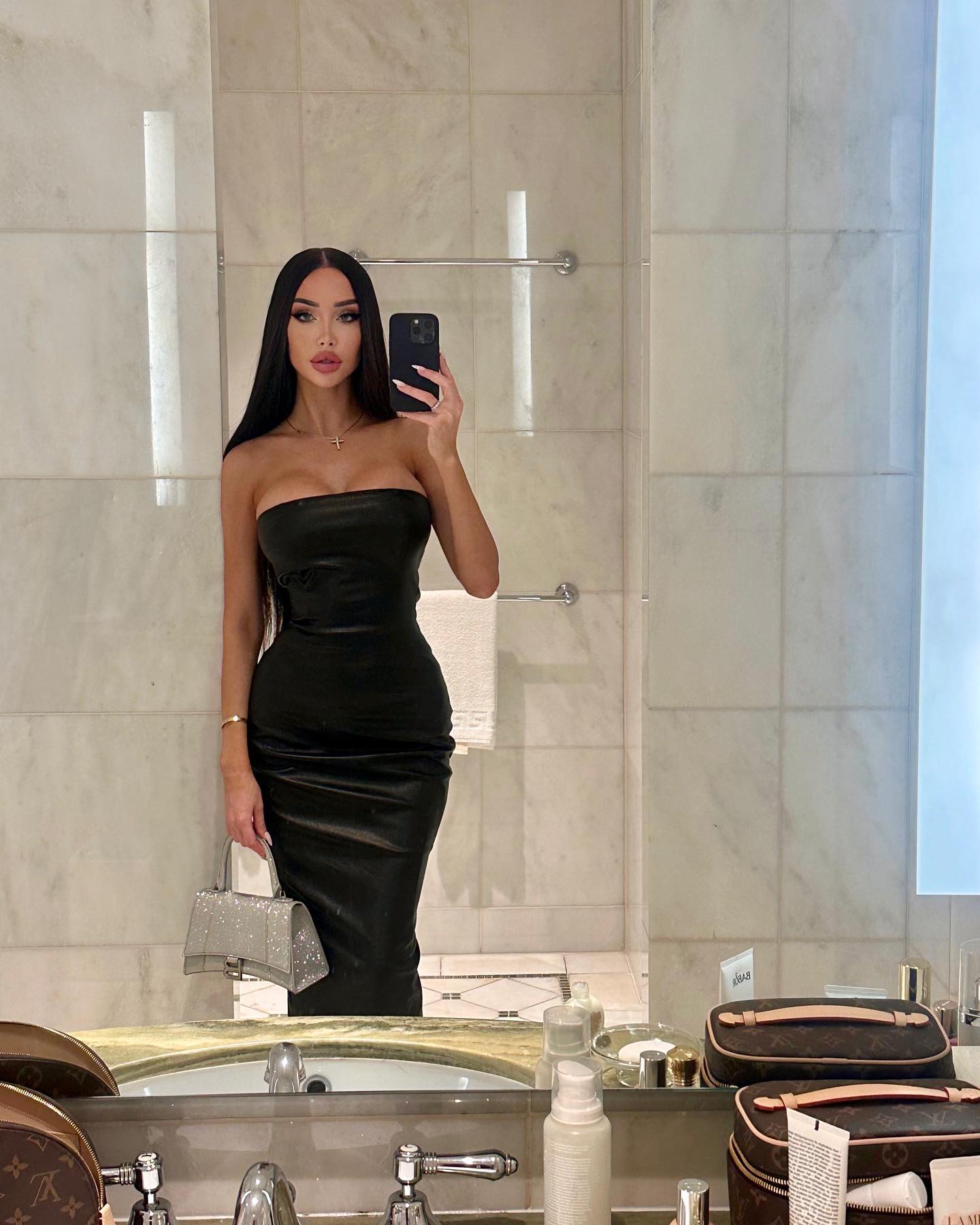 Angelina Brezhenskaya #31815