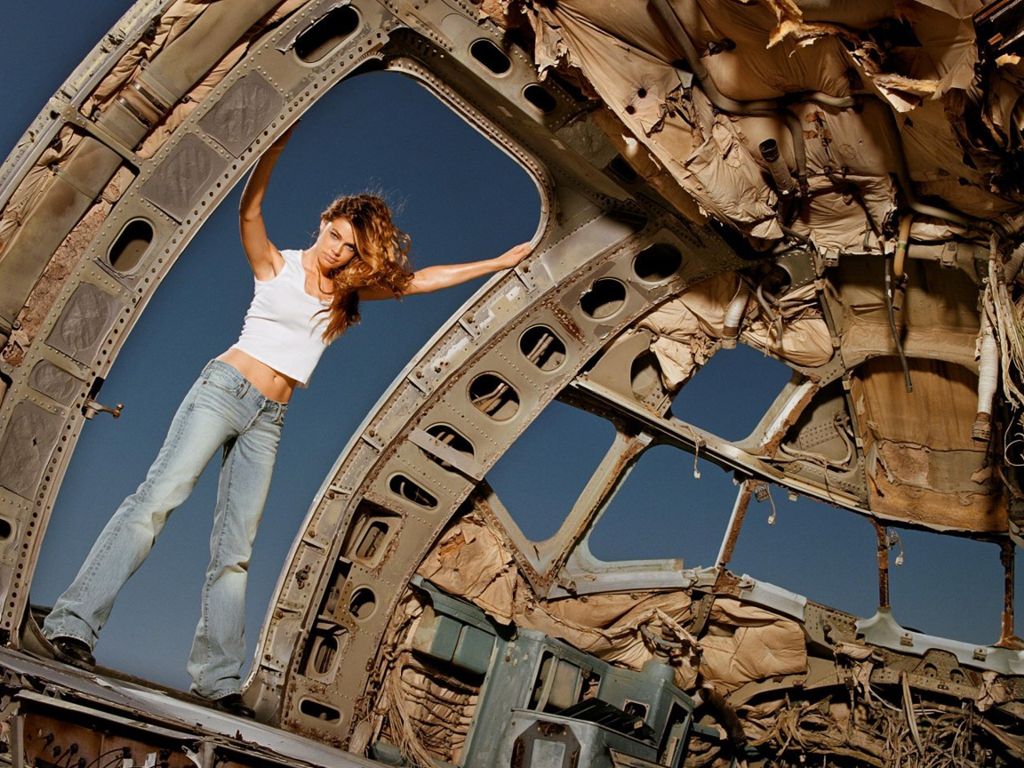 Denise Richards #73924