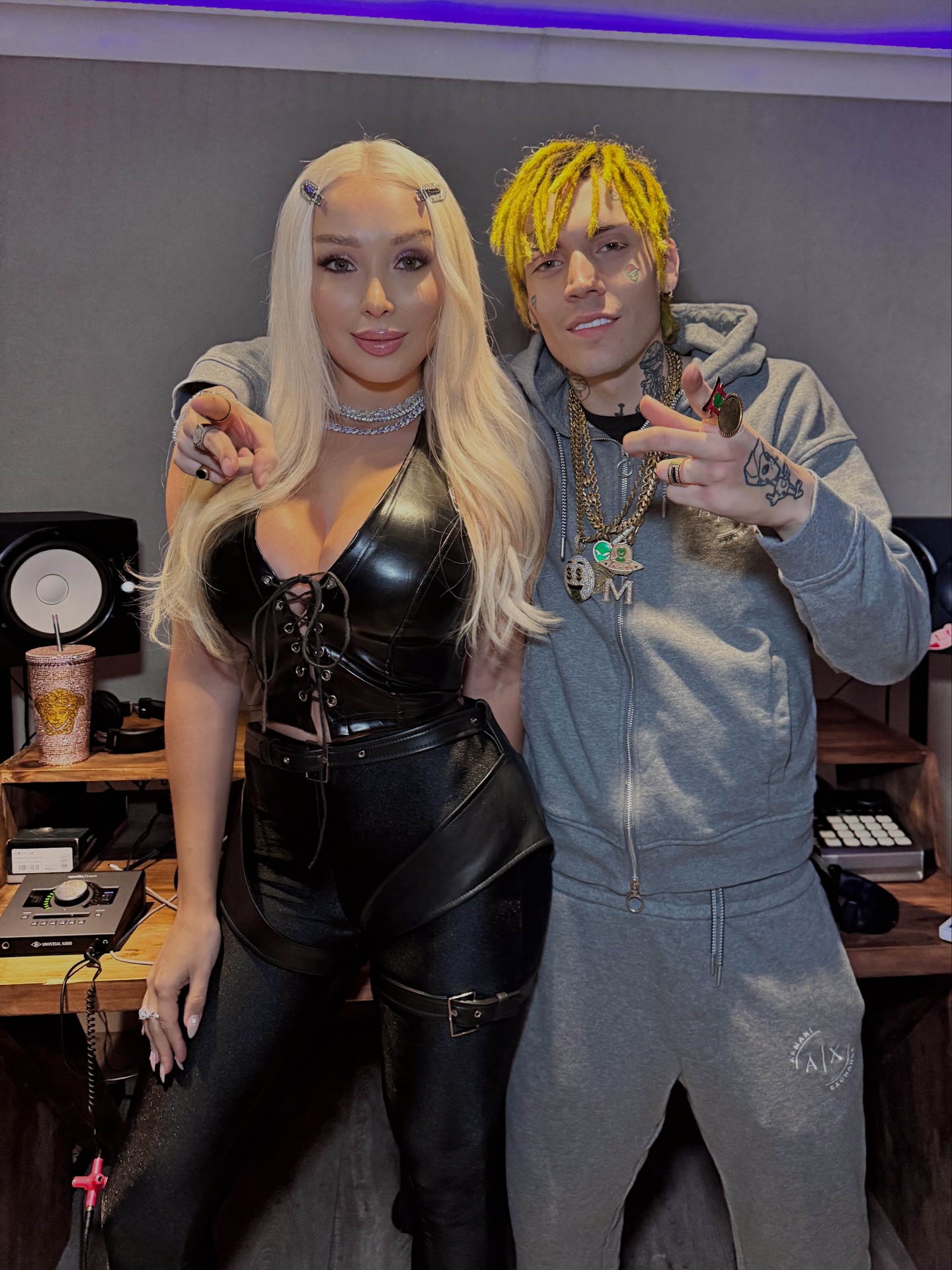 Daniella Chávez #201711