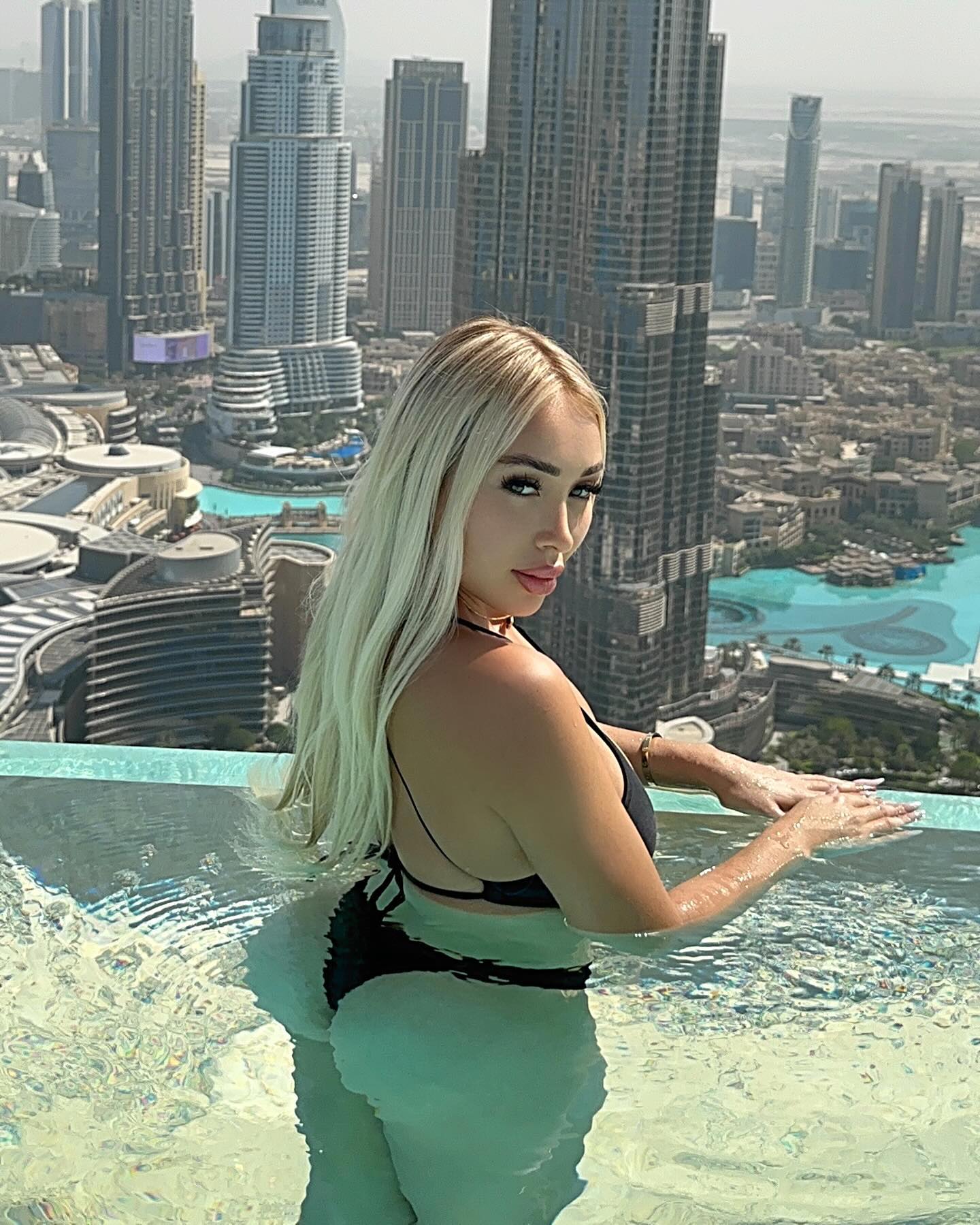 Daniella Chávez #201726