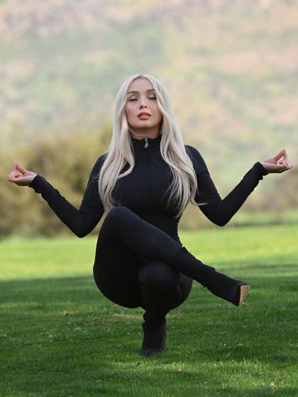 Daniella Chávez photo 201699