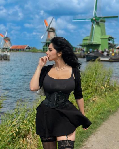 Sofia Mina Delle Cave