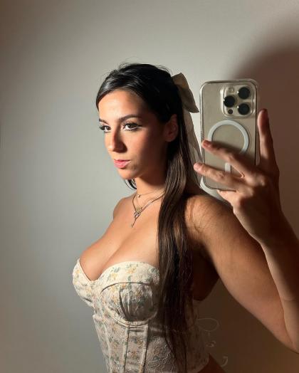 Theodora Moutinho photo 69324