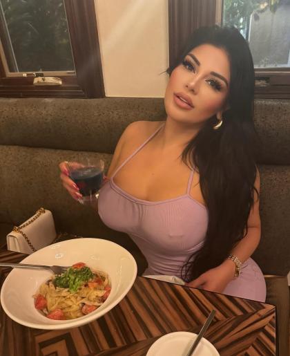 Vianey Frias photo 69783