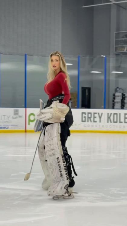 Mikayla Demaiter photo 4760