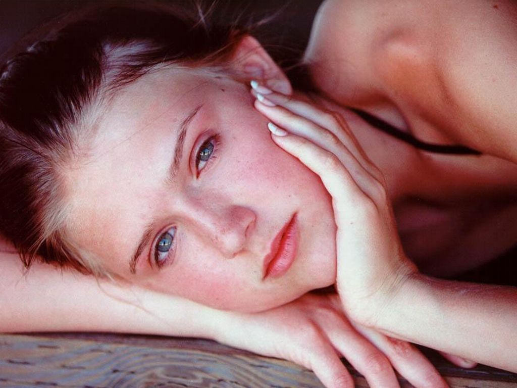 Dominique Swain #74145