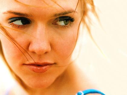 Dominique Swain photo 74130