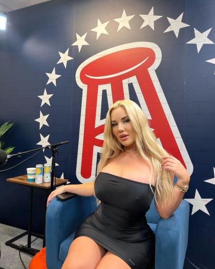 Savannah Bond photo 32407