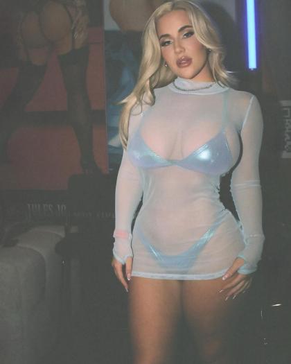 Savannah Bond photo 32419