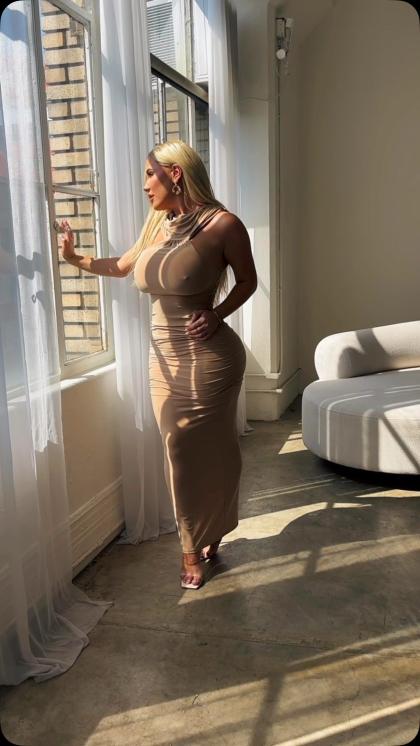 Savannah Bond photo 70789