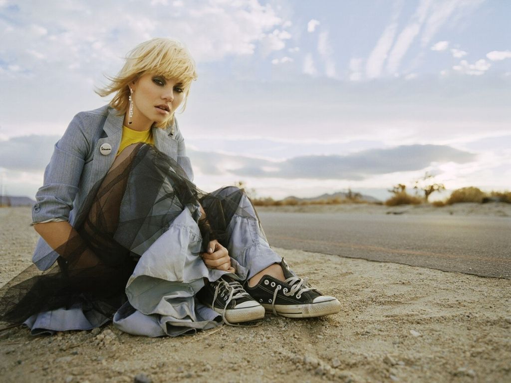 Elisha Cuthbert #74427