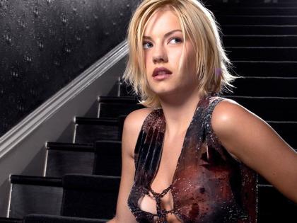 Elisha Cuthbert photo 74310