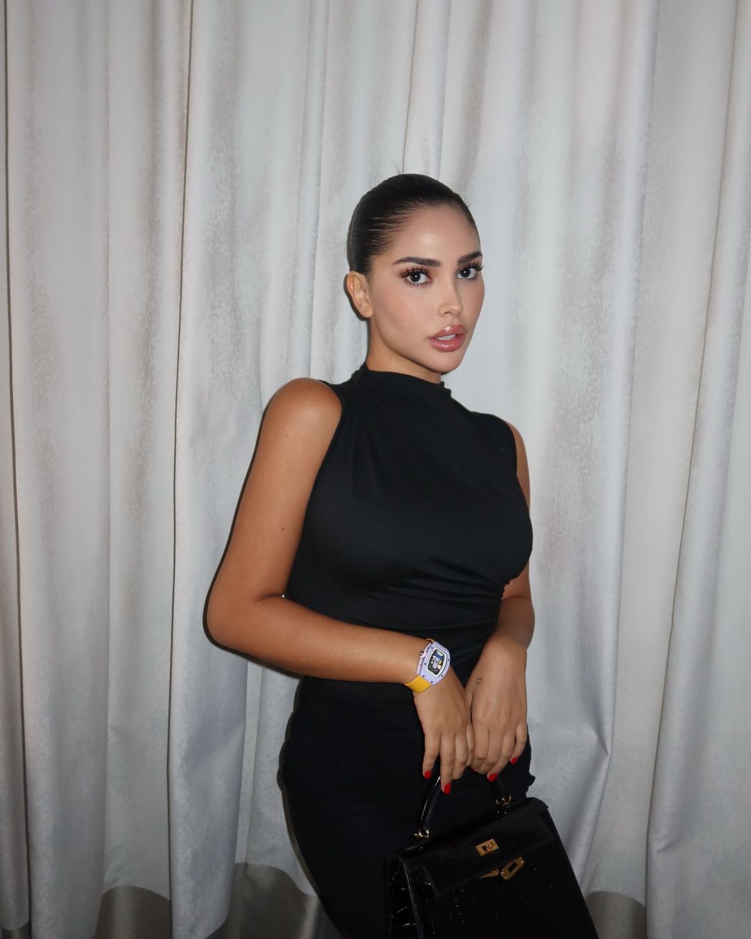 Ana Paula Saenz #5208