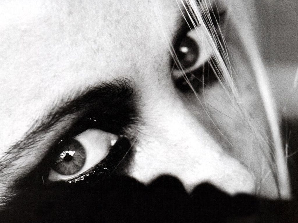 Emmanuelle Beart #75067