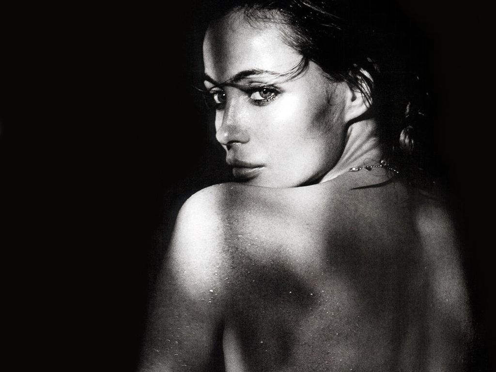 Emmanuelle Beart #75068